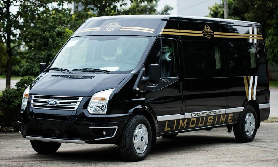 Giá thuê xe limousine 16 chỗ mới nhất 2022 tại TP.HCM